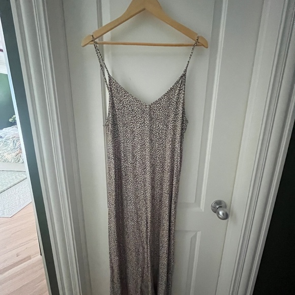 Leopard print slip dress - Picture 1 of 8